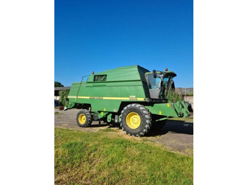 حصادة شاملة JOHN DEERE 2266