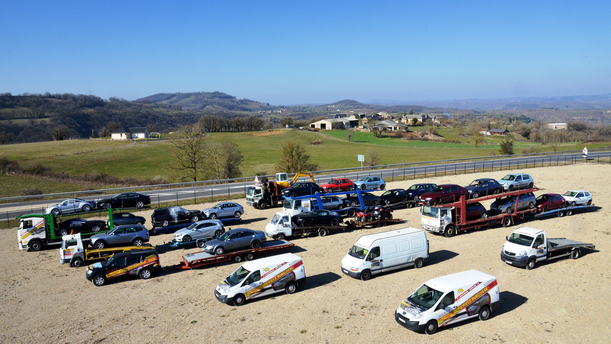 AUTO PIECE BURGUIERE undefined: صور 2
