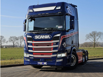 شاحنة جرار SCANIA R 500