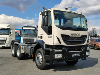 Iveco Trakker 26.410 6x4 Manual Mały Przebieg tylko-46000km إيجار Iveco Trakker 26.410 6x4 Manual Mały Przebieg tylko-46000km: صور 3