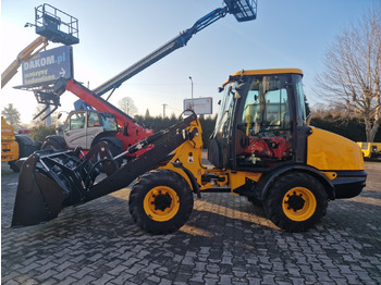 اللودر بعجل JCB 406