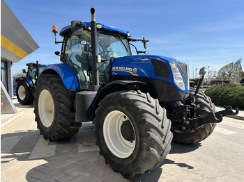 جرار NEW HOLLAND T7.210