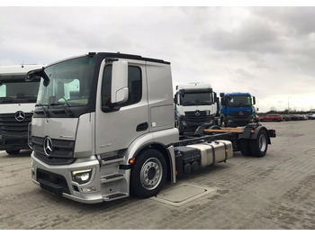 سيارة السحب للتصليح MERCEDES-BENZ Actros 1846