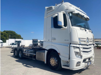 شاحنات الحاويات / جسم علوي قابل للتغيير شاحنة MERCEDES-BENZ Actros 2545