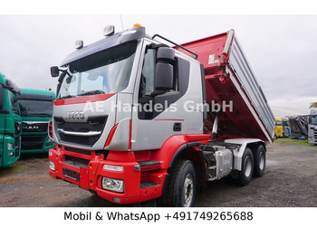 شاحنة جرار IVECO Trakker