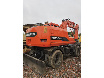 حفارة على عجلات DOOSAN DH150W-7