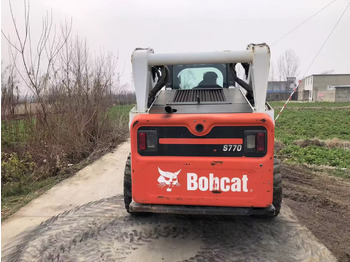شيول صغير BOBCAT S770