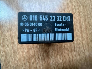 كتلة التحكم - شاحنة Mercedes W638 Vito Steuergerät Blinkermodul Relais 0165452332: صور 2 كتلة التحكم - شاحنة Mercedes W638 Vito Steuergerät Blinkermodul Relais 0165452332: صور 2