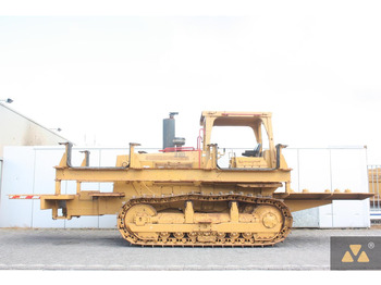 آلات البناء CATERPILLAR D6