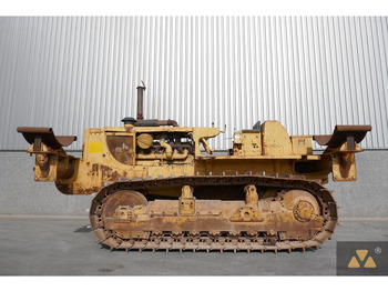 آلات البناء CATERPILLAR D8K