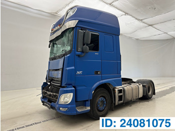 شاحنة جرار DAF XF 510