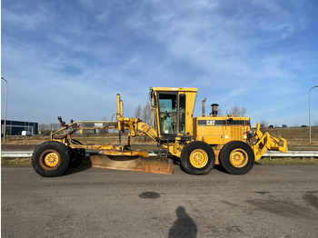 آلة تسوية الأرض CATERPILLAR 160H