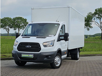 الشاحنات الصغيرة صندوق مغلق FORD Transit