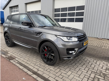 سيارة LAND ROVER