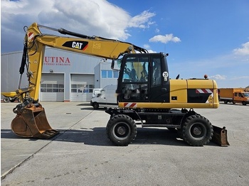 حفارة على عجلات CATERPILLAR M315D