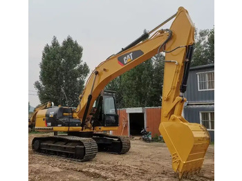 حفارات زحافة CATERPILLAR 320D2