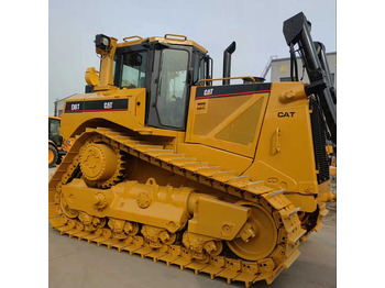 بلدوزر CATERPILLAR D6D