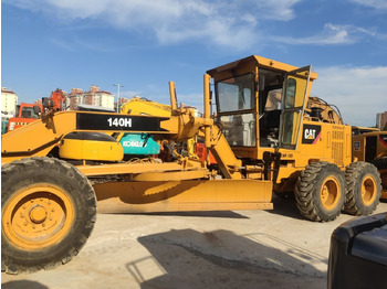 آلة تسوية الأرض CATERPILLAR 140H