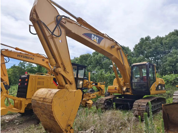 حفارات زحافة CATERPILLAR 325C