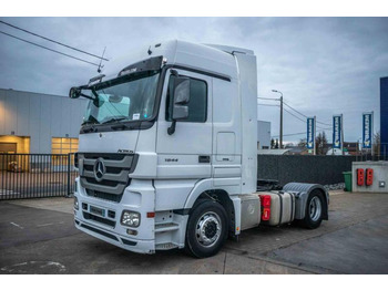 شاحنة جرار MERCEDES-BENZ Actros 1844