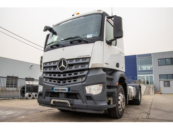 شاحنة جرار MERCEDES-BENZ Actros 1845