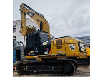 حفارة CATERPILLAR 320D2