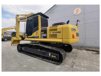 حفارات زحافة KOMATSU PC240-8