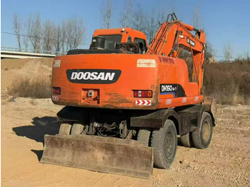 حفارة على عجلات doosan Doosan dh150w-7 wheel excavator: صور 3