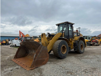 اللودر بعجل CATERPILLAR 962K