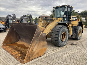 اللودر بعجل CATERPILLAR 972M