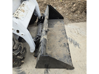 شيول صغير BOBCAT S16