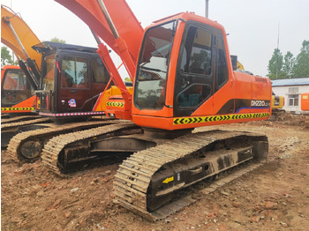 حفارات زحافة DOOSAN DH220LC-7