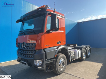شاحنة جرار MERCEDES-BENZ Arocs 2648