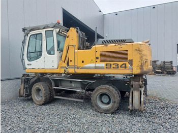 حفارة النقل والشحن LIEBHERR A 934