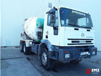 شاحنة خلاطة خرسانة IVECO EuroTrakker