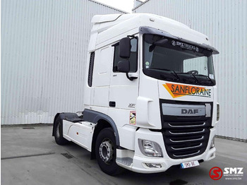 شاحنة جرار DAF XF 106 460