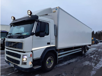 بصندوق مغلق شاحنة VOLVO FM9 300