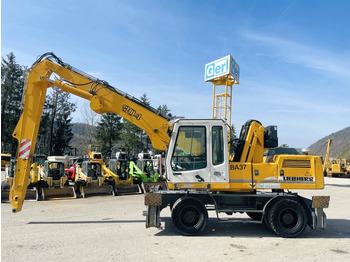 حفارة النقل والشحن LIEBHERR A 904