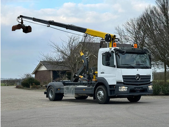 شاحنة ذات الخطاف MERCEDES-BENZ Atego 1524