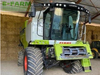 حصادة شاملة CLAAS Lexion 760