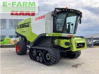 حصادة شاملة CLAAS Lexion 760