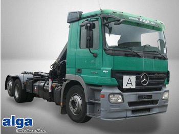 شاحنة ذات الخطاف MERCEDES-BENZ Actros 2536