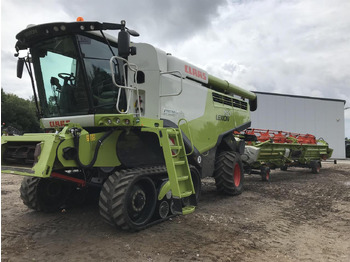 حصادة شاملة CLAAS Lexion 760