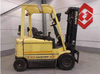 رافعة شوكية HYSTER