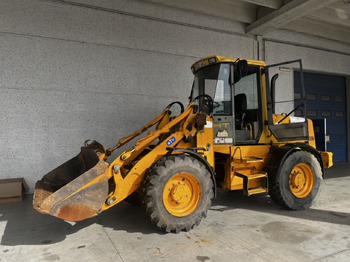 اللودر بعجل JCB 411