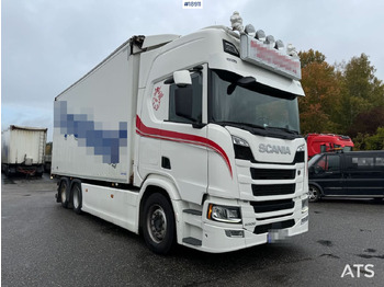 بصندوق مغلق شاحنة SCANIA R 500