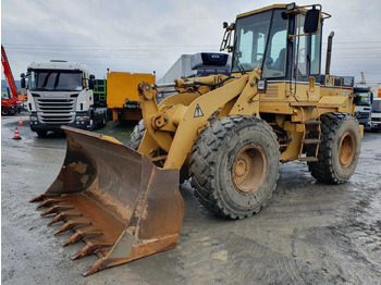 اللودر بعجل CATERPILLAR 928F