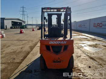 رافعة شوكية 2018 Doosan D25GP: صور 4