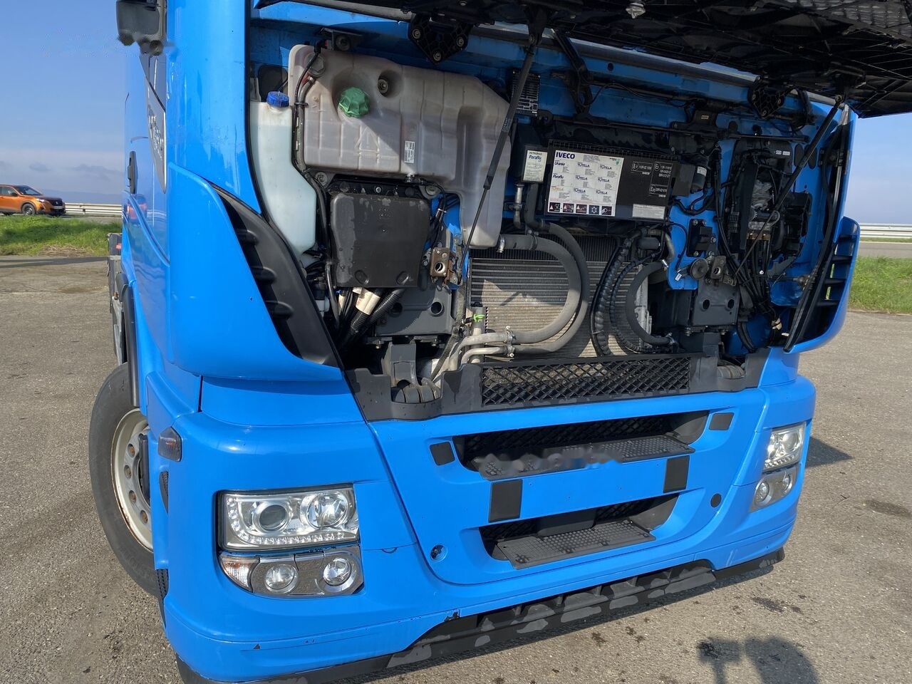 الشاسيه شاحنة IVECO STRALIS 460NP LNG: صور 12