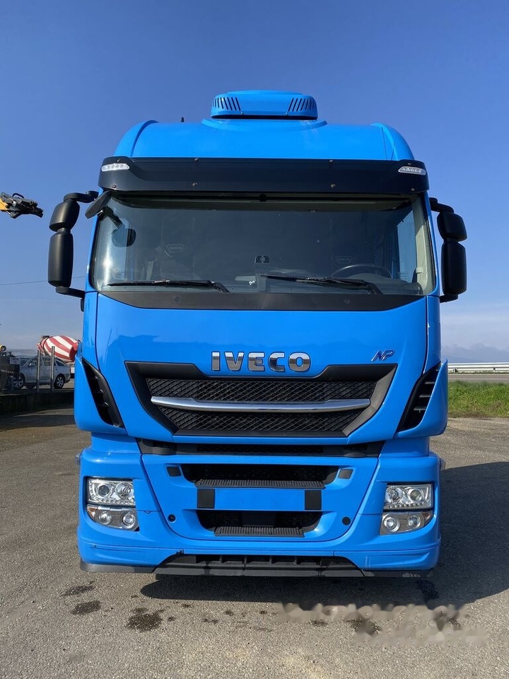 الشاسيه شاحنة IVECO STRALIS 460NP LNG: صور 37